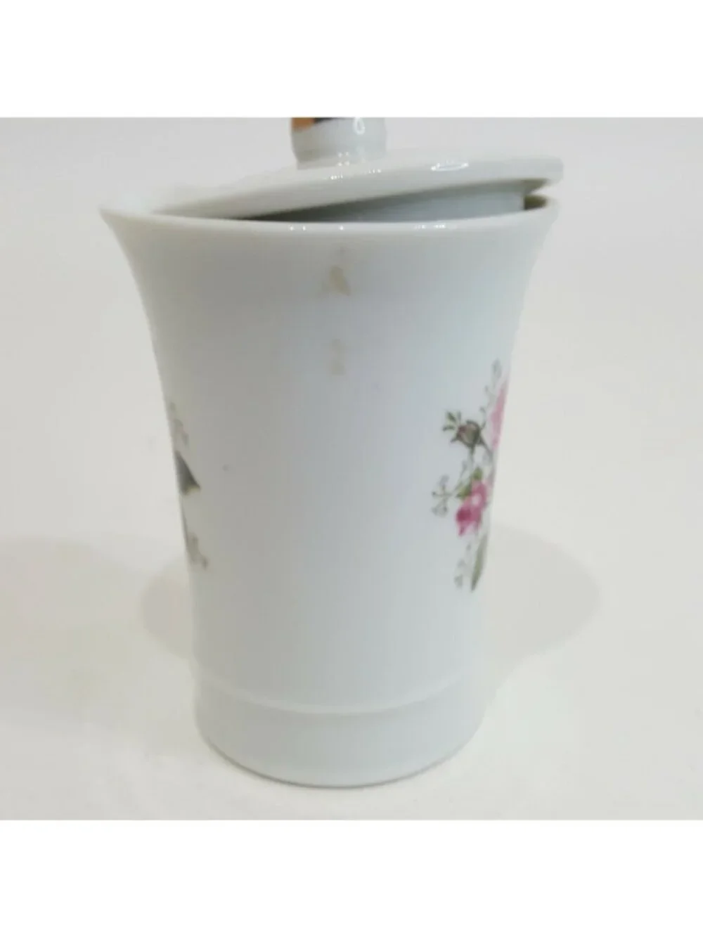 Chinese White Glazed Porcelain Covered Floral Rose Flower Tea Cup 2634 Lid Pink